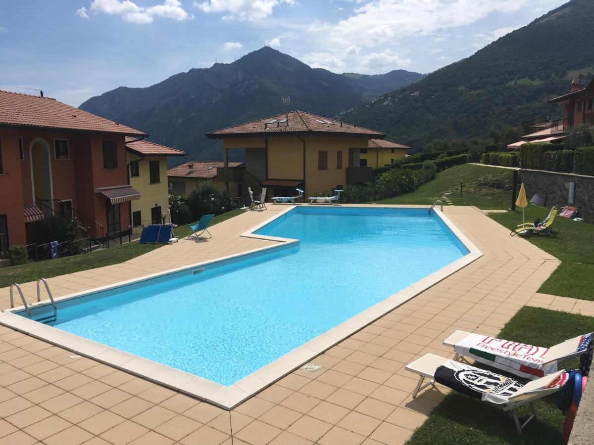 Apartamento Irina'S House With View On Like And Swimming Pool Riva di Solto Exterior foto
